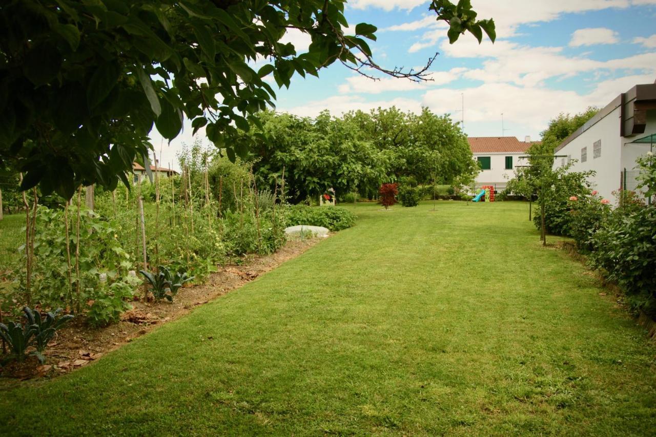 B&B The Secret Garden Buia Bagian luar foto